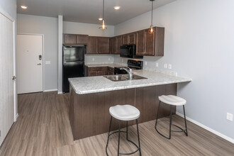 Carlton at Dawley in Sioux Falls, SD - Building Photo - Interior Photo