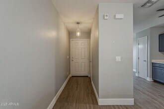 13930 W Country Gables Dr in Surprise, AZ - Building Photo - Building Photo