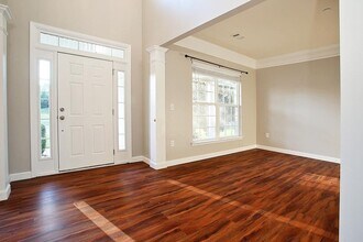 2004 Universe Ct in Nolensville, TN - Foto de edificio - Building Photo