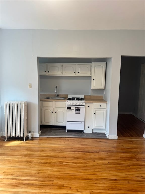 property at 160 Strathmore Rd