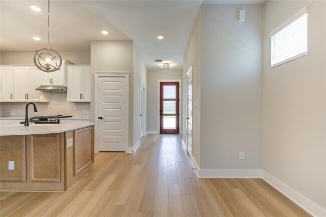 property at 18515 Parkland Row Dr