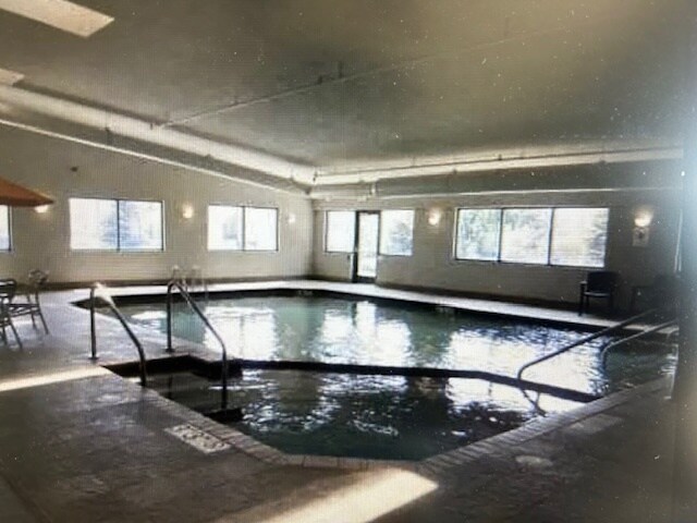 400 N Richmond St, Unit 518 in Appleton, WI - Building Photo - Building Photo