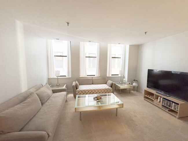 740 S Federal St, Unit 603 in Chicago, IL - Foto de edificio - Building Photo