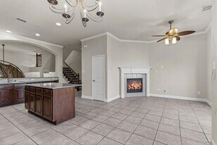 5717 Lunsford Rd in Plano, TX - Building Photo