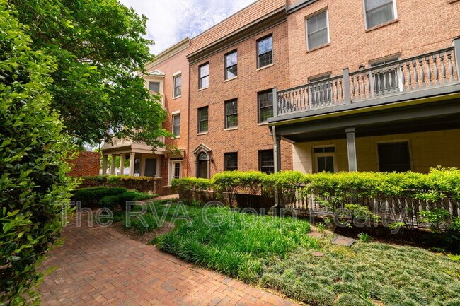 114 Cedar Works Row in Richmond, VA - Building Photo - Building Photo