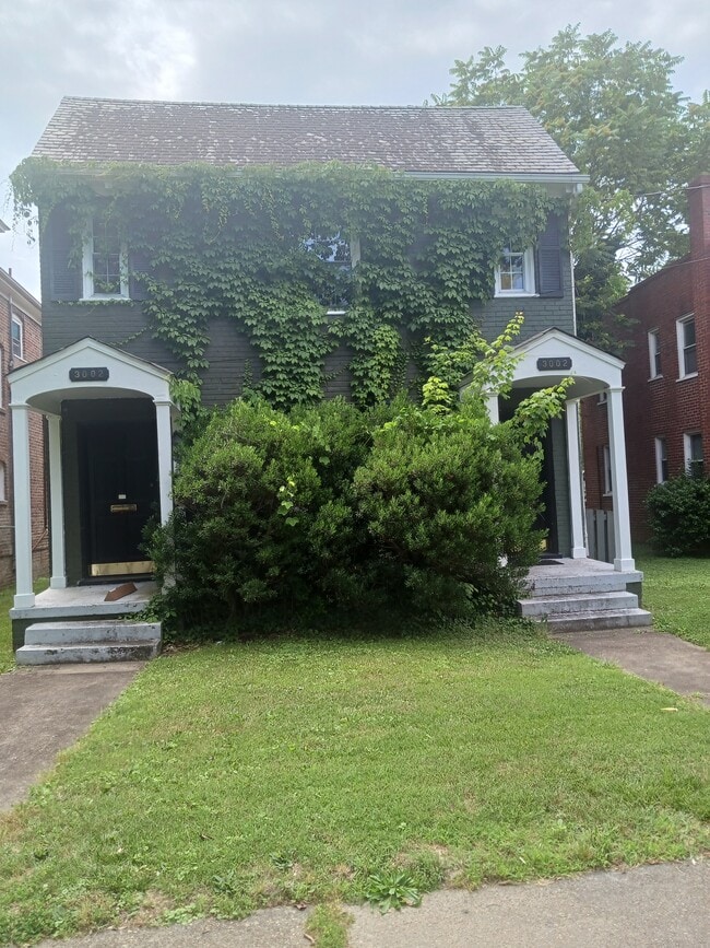 3002 Semmes Ave, Unit Downstairs