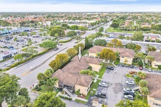 15619 SW 73rd Cir Terrace in Miami, FL - Building Photo - Building Photo