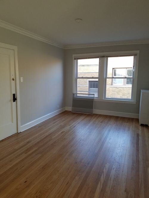 3818 N Kedzie Ave-Unit -3E in Chicago, IL - Building Photo