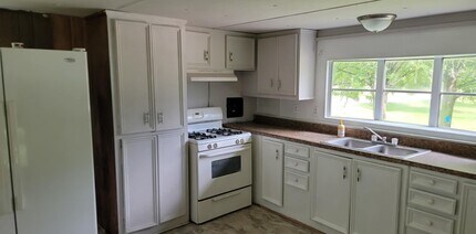 4320 McLean Rd in Baytown, TX - Building Photo - Building Photo