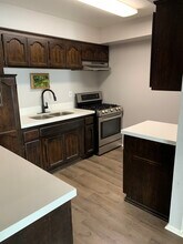 14228 Tiara St, Unit 4 in Van Nuys, CA - Building Photo - Building Photo