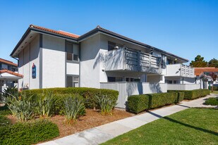Stone Arbor Apartments in Oceanside, CA - Building Photo