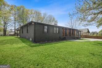 626 Grayson Pkwy in Grayson, GA - Building Photo - Building Photo