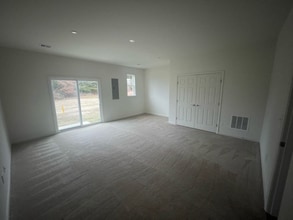 351 Ashby Commons Dr in Easton, MD - Building Photo - Building Photo
