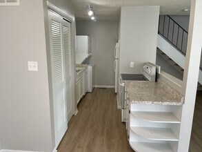 6536 Lupine Terrace in Indianapolis, IN - Foto de edificio - Building Photo