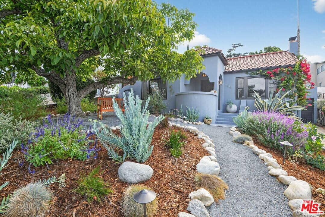 1114 Yale Dr in Glendale, CA - Building Photo