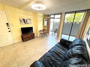 454 Namahana St in Honolulu, HI - Foto de edificio - Building Photo