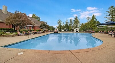 Cambridge at Hickory Hollow in Antioch, TN - Building Photo - Building Photo