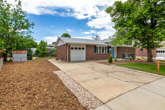 1011 Yeager Dr in Longmont, CO - Building Photo - Building Photo