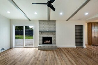 13880 Far Hills Ln in Dallas, TX - Building Photo - Building Photo