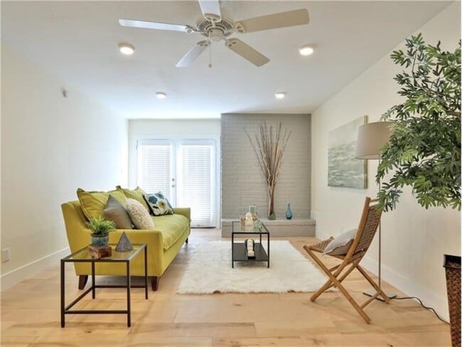 property at 909 Reinli Street