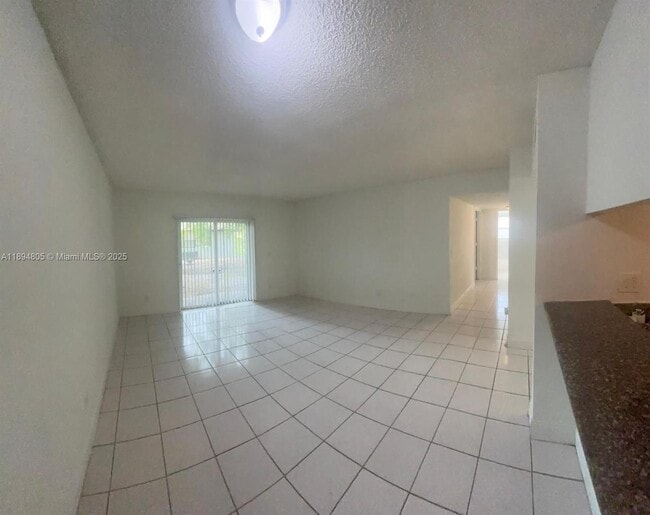 11501 NW 44th St in Coral Springs, FL - Building Photo - Building Photo