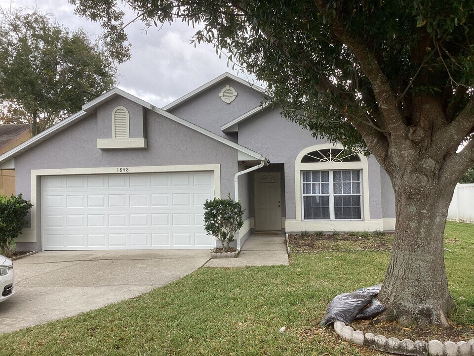 1848 Tattenham Way in Orlando, FL - Building Photo