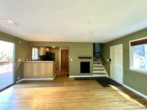 3114 W Elmore St in Seattle, WA - Building Photo - Building Photo