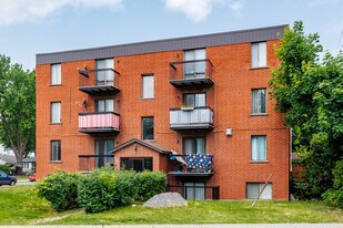 4163 Du Souvenir Ch in Laval, QC - Building Photo