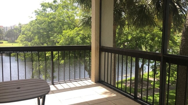 property at 2025 Lavers Cir