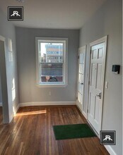 5 Alton Pl in Brookline, MA - Building Photo - Building Photo