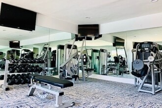 The Cove at West Covina in West Covina, CA - Foto de edificio - Building Photo