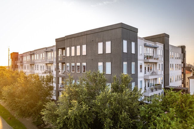 Jackson Place in Houston, TX - Building Photo - Building Photo