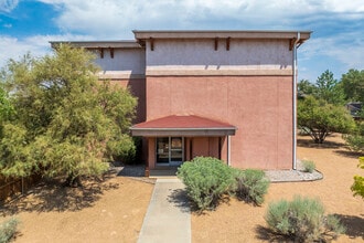 Mesa Hills Senior Living in Albuquerque, NM - Building Photo - Building Photo