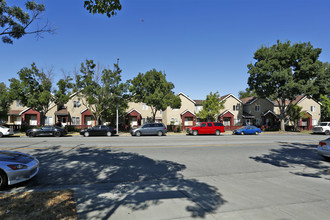 510 Branham Ln E in San Jose, CA - Building Photo - Building Photo