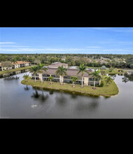 4640 Chantelle Dr in Naples, FL - Building Photo - Building Photo