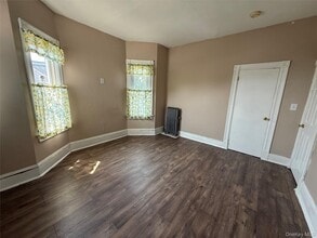 40 Sussex St in Port Jervis, NY - Building Photo - Building Photo