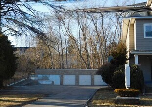 264 Broad St in Meriden, CT - Building Photo - Building Photo