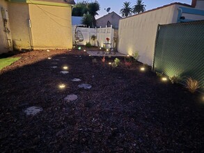 7529 La Salle Ave in Los Angeles, CA - Foto de edificio - Building Photo