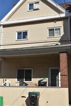 214 11th St in Sharpsburg, PA - Building Photo - Building Photo