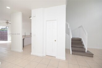 2532 SE 15th Ct in Homestead, FL - Building Photo - Building Photo