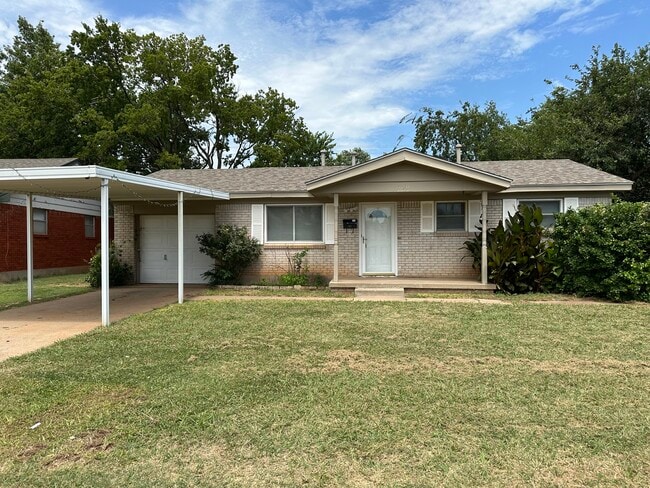 property at 620 N Janeway Ave