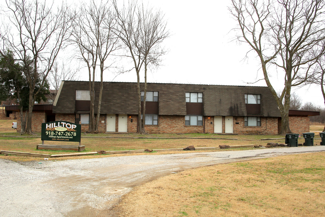 Hilltop Apartments in Claremore, OK - Building Photo