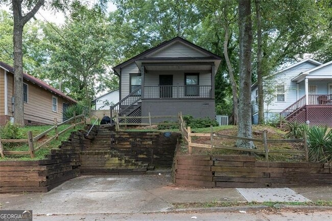 property at 950 Smith St SW