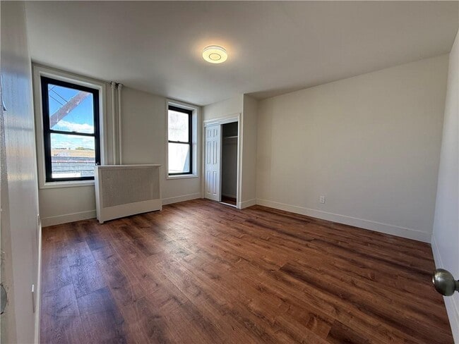 8910 5th Ave in Brooklyn, NY - Building Photo - Building Photo