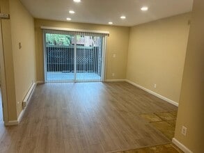 923 Catkin Ct in San Jose, CA - Foto de edificio - Building Photo