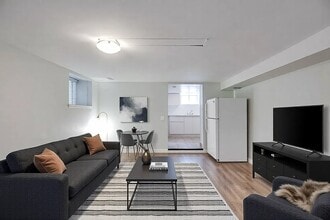 27 Garfield Av S in Hamilton, ON - Building Photo - Building Photo