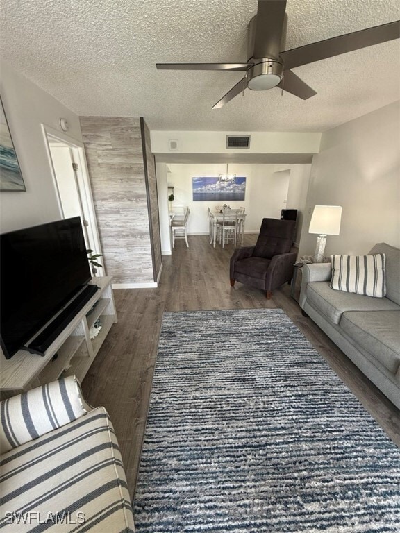 property at 2875 Palm Beach Blvd