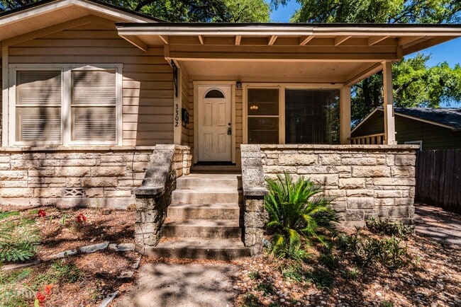 3302 Hemlock Ave in Austin, TX - Building Photo - Building Photo