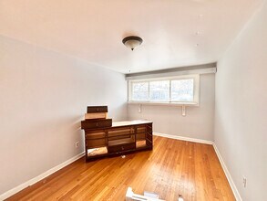 839 Maplewood Ave in Ottawa, ON - Building Photo - Building Photo