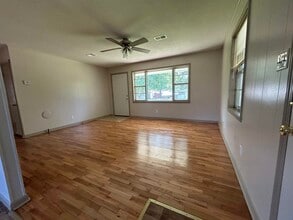 29 Martin Cir in Ash Flat, AR - Building Photo - Building Photo